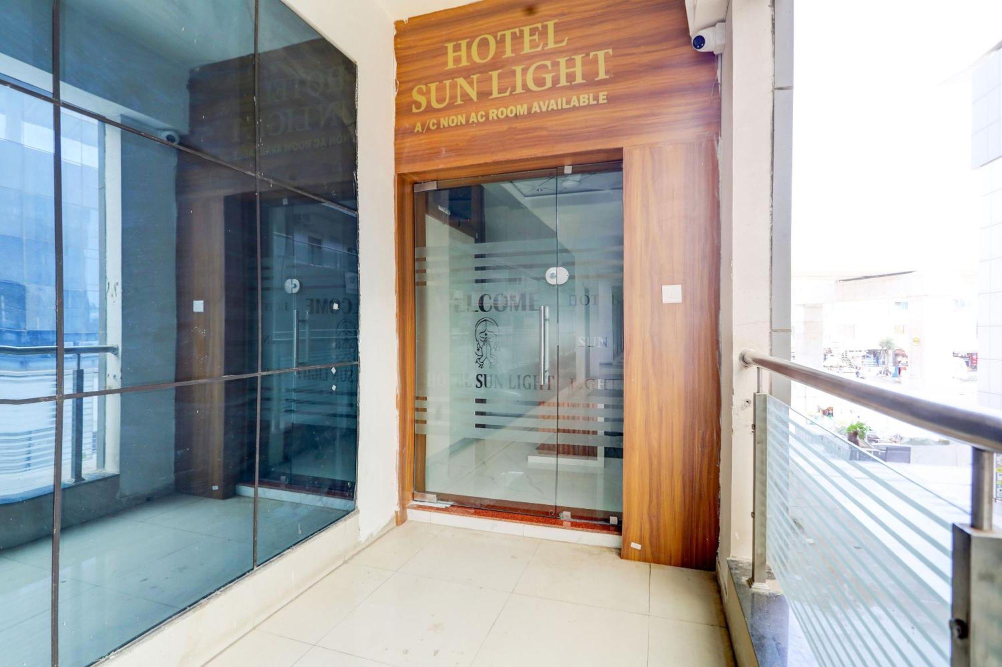Hotel O Sun Light 阿穆达巴 外观 照片