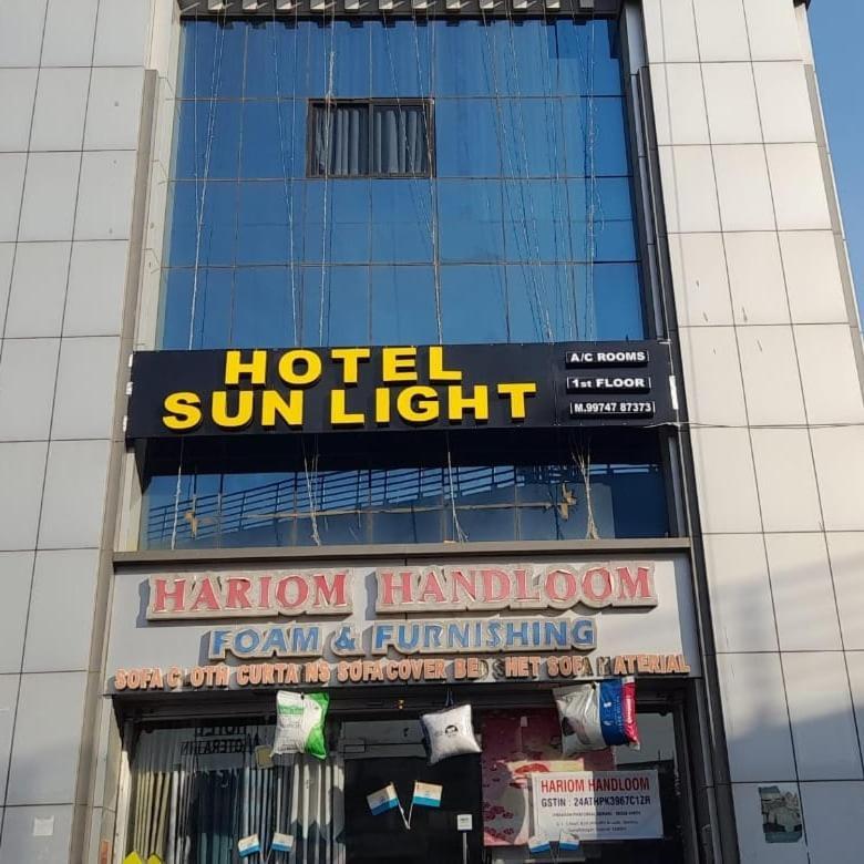 Hotel O Sun Light 阿穆达巴 外观 照片