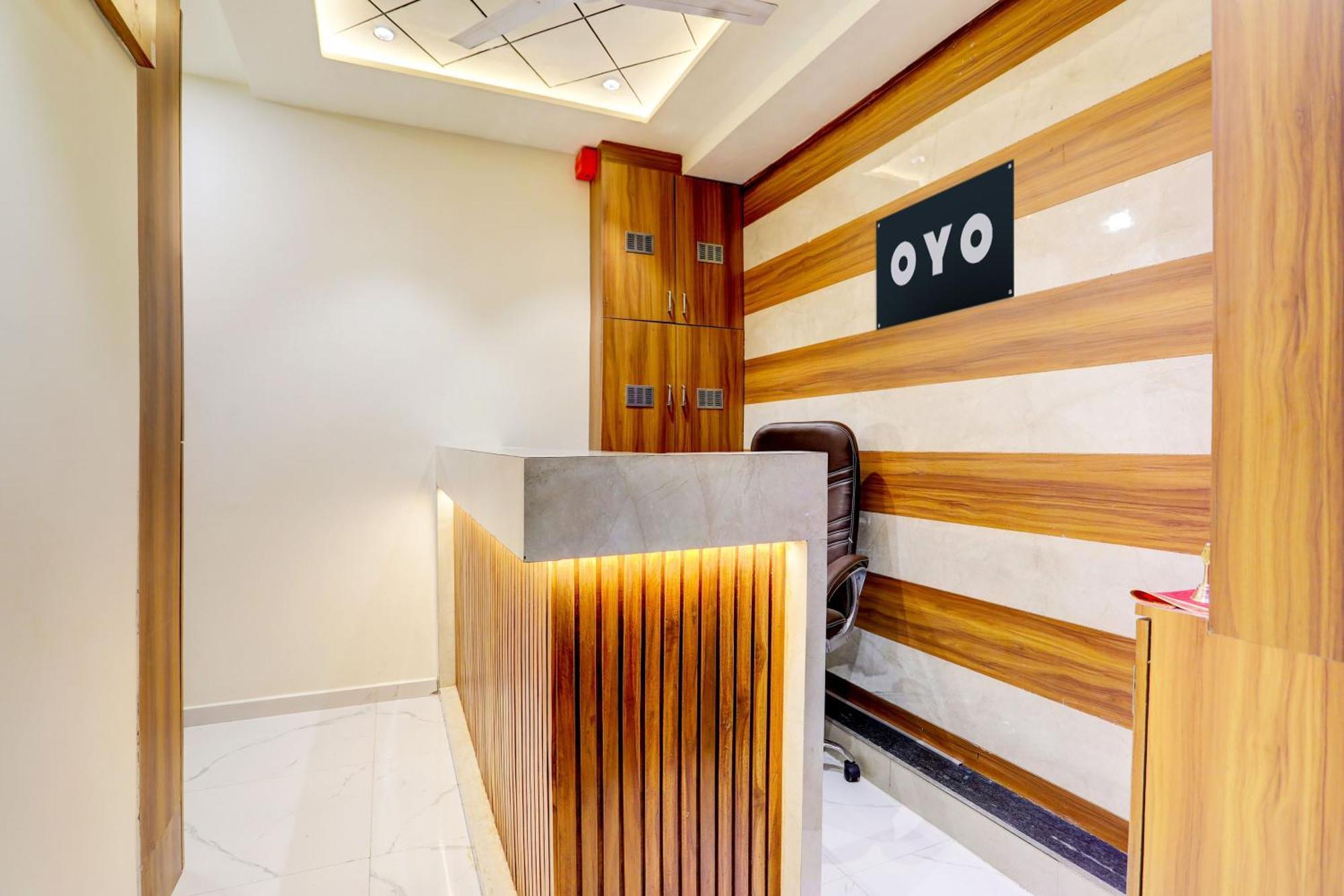 Hotel O Sun Light 阿穆达巴 外观 照片