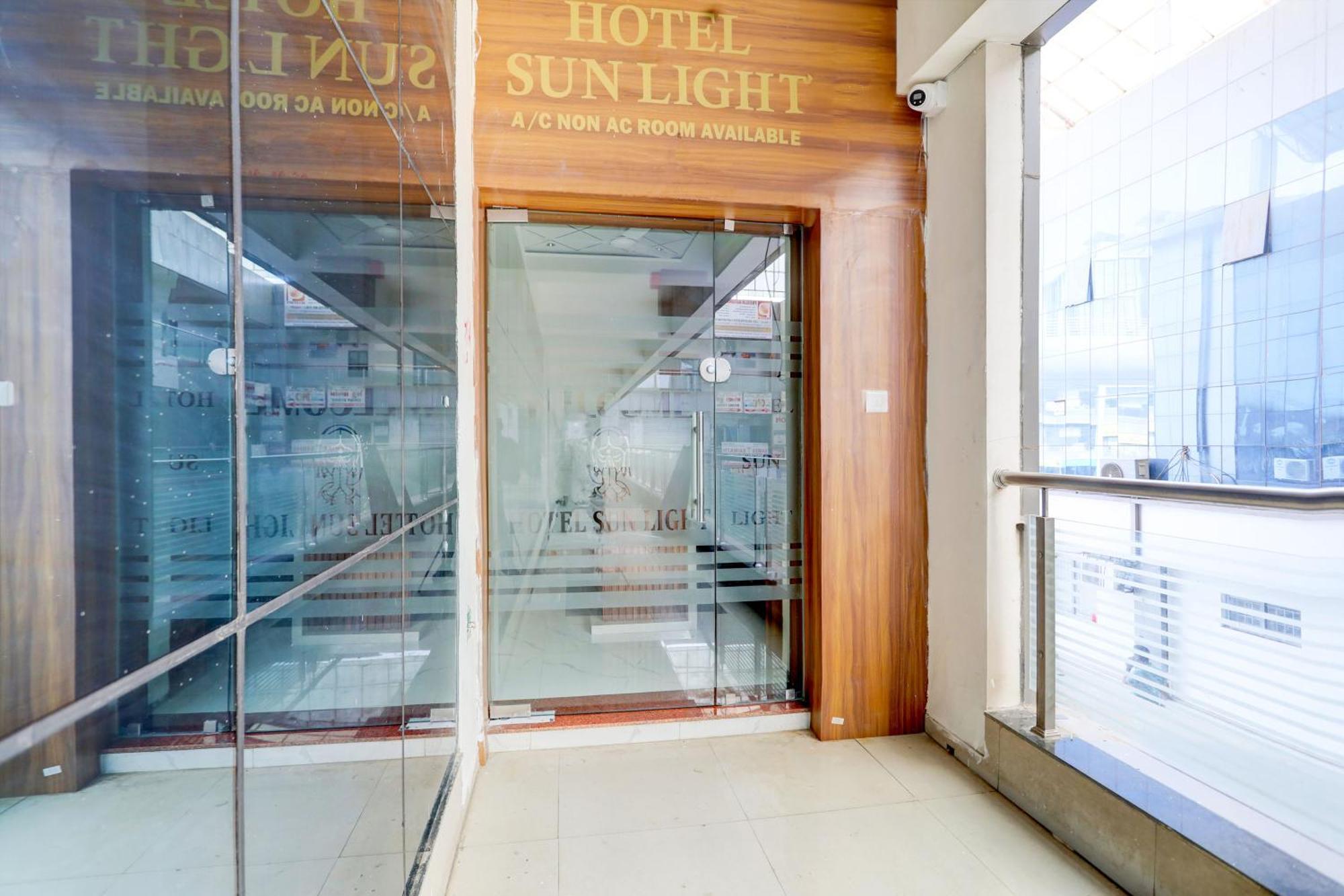 Hotel O Sun Light 阿穆达巴 外观 照片